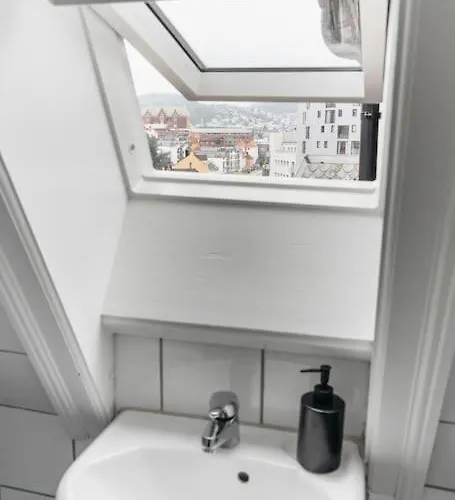 Centrum With Terrace Apartamento Bergen